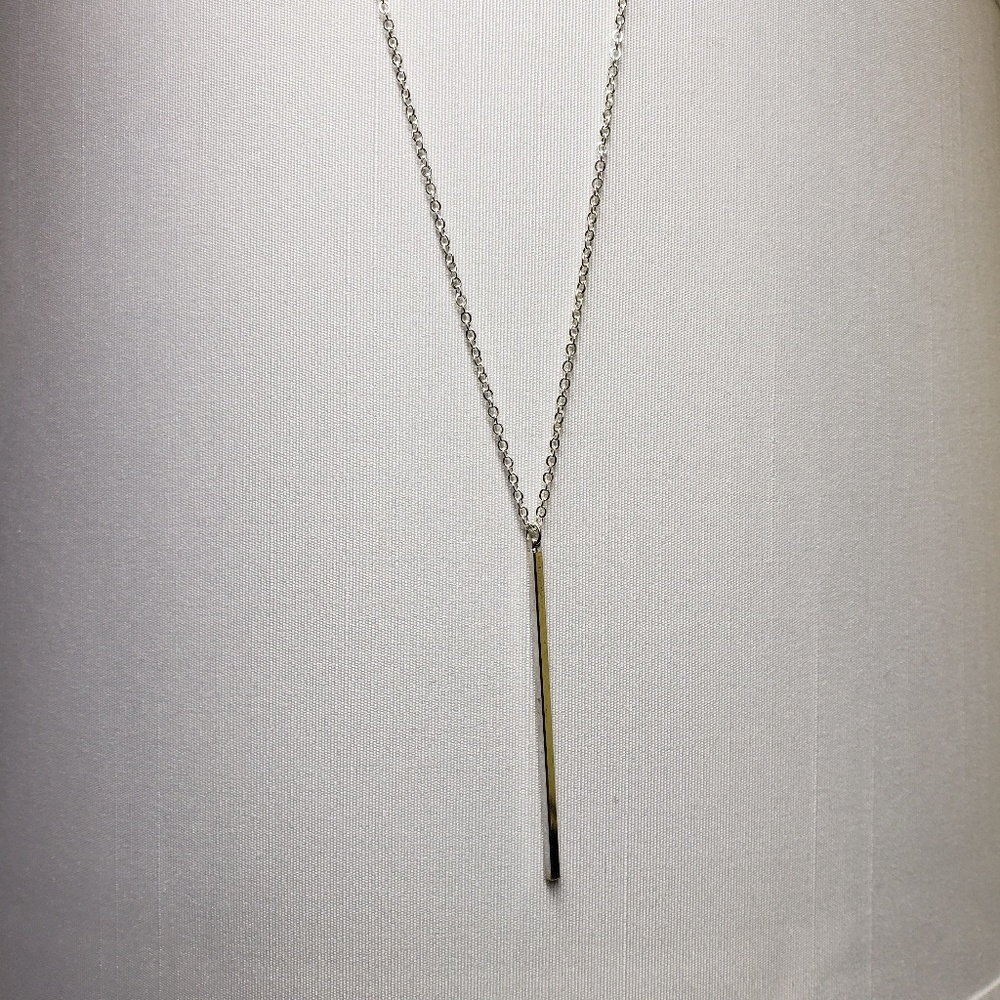 Silver metal lariat bar necklace